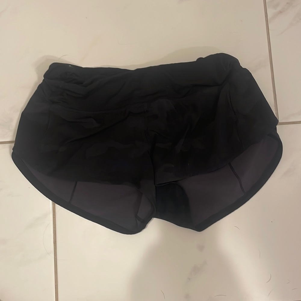 Size 6 black camo lululemon speed ups